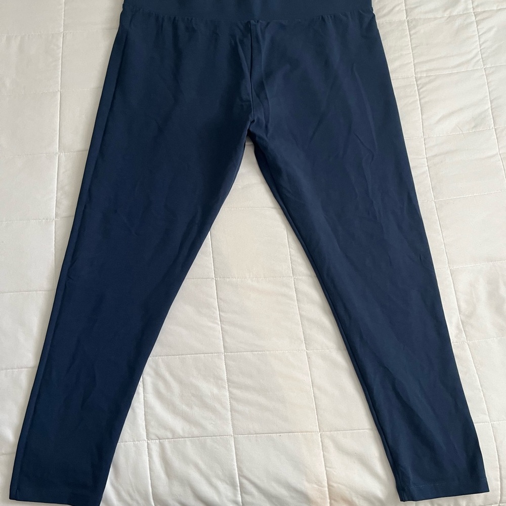 LOGO by Lori Goldstein Black Leggings